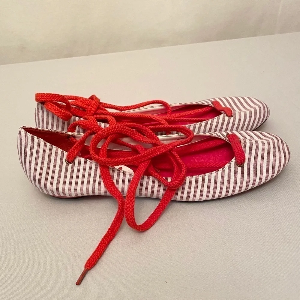 EXCHANGE Charles David Ankle Tie Shoes Ballet Flats Striped Nautical 6.5